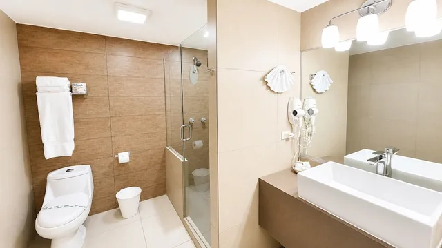غرفة قياسية بسريرين كوين، Baja Inn Hoteles Ensenada 7/8