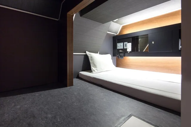 Capsule, Male Dorm، Commun Shibuya - Caters To Men 1/1