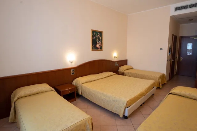 Superior, Quintuple, 5 Beds، Garda Family House 1/2