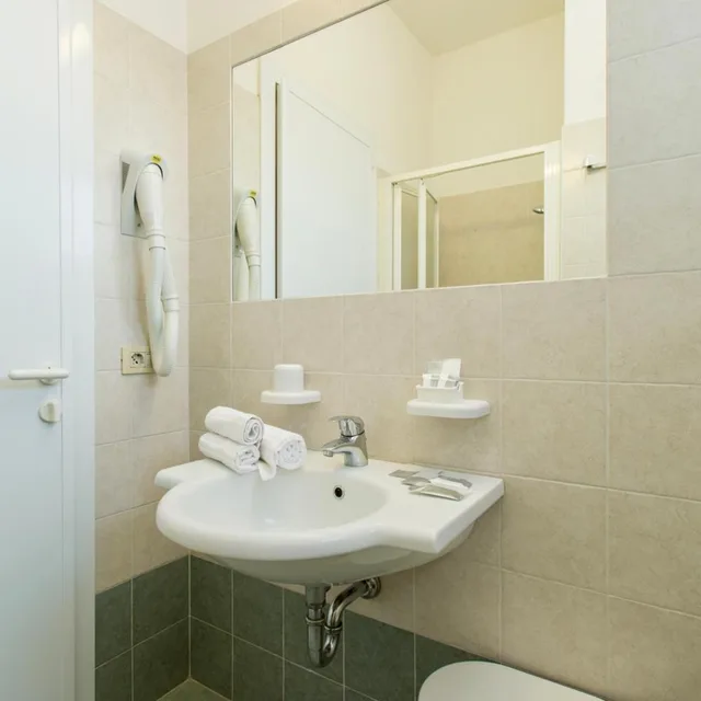 Deluxe, Double Bed, Side Sea View، Hotel Tritone 10/10