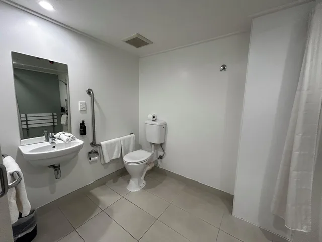 غرفة بسرير مزدوج لذوي الإعاقة، Copthorne Hotel and Apartments Queenstown Lakeview 4/5