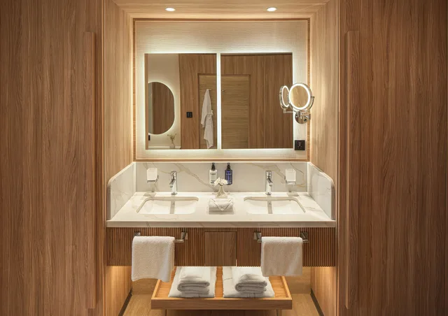 Deluxe, Double or Twin Bed, Lateral Side Sea View، Olympic Lagoon Resort Paphos 10/10