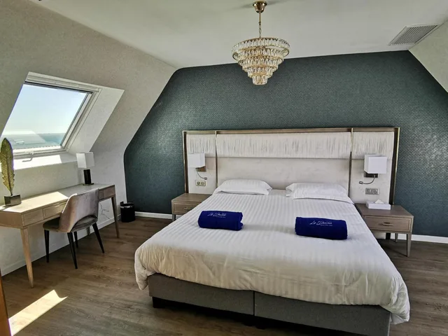 جناح رئاسي، Hotel Le Diana 3/9