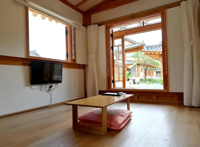 Ondol, Traditional، Gyeongju Hwangnamkwan Hanok Hotel 1/1