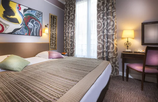 غرفة سوبيريور بسرير مزدوج بحوض استحمام، Hotel Du Bois Champs-Elysees 5/10
