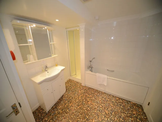 Suite, Double Bed, Sea View, Balcony, Marine View 7/8