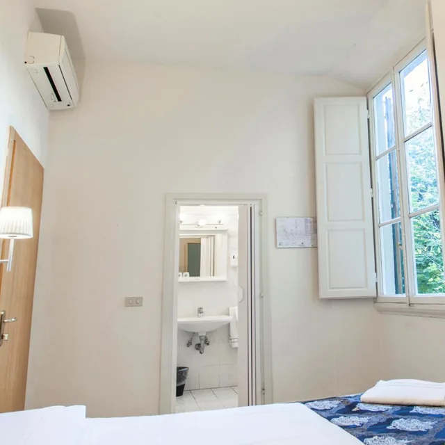 غرفة قياسية مفردة، Hotel St James 2/2