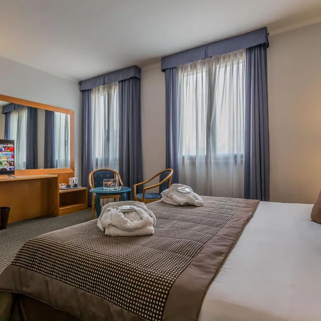 جناح جونيور، Unaway Hotel Occhiobello 3/3