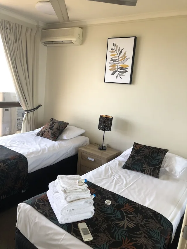 Penthouse, Apartment, Queen and Twin Beds، Coral Towers Holiday Suites 2/2