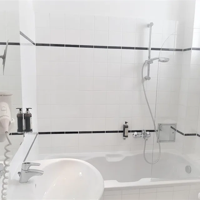 Madame Rosa, Suite، Hotel Karntnerhof 5/5