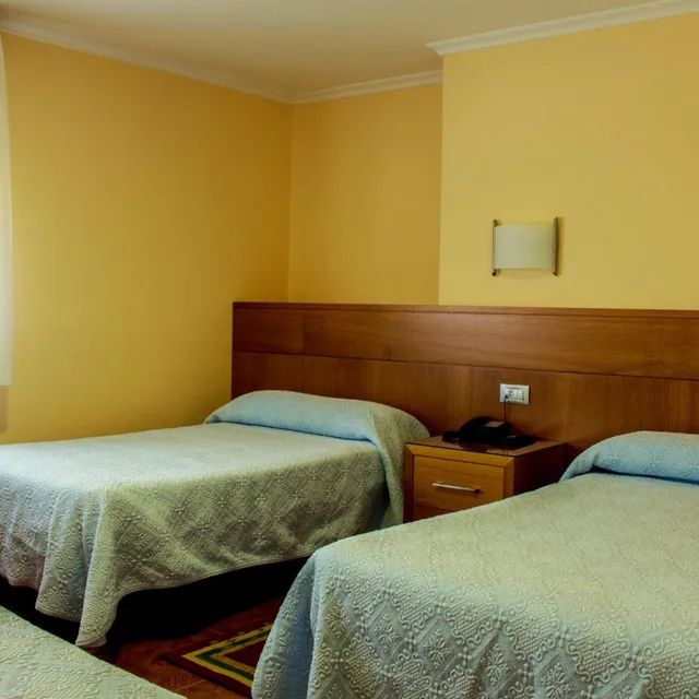 غرفة ثلاثية، Hotel Mabu 2/10