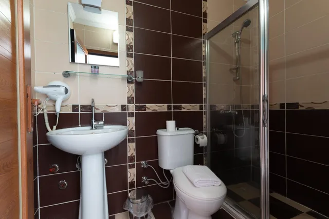غرفة عائلية، Rebetika Hotel 4/6
