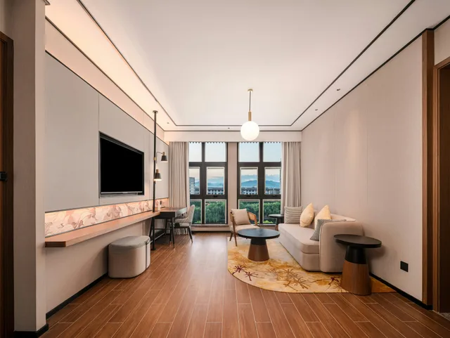 جناح ديلوكس بسرير كينج بإطلالة على النهر، Hilton Garden Inn Huangshan Huizhou 3/4
