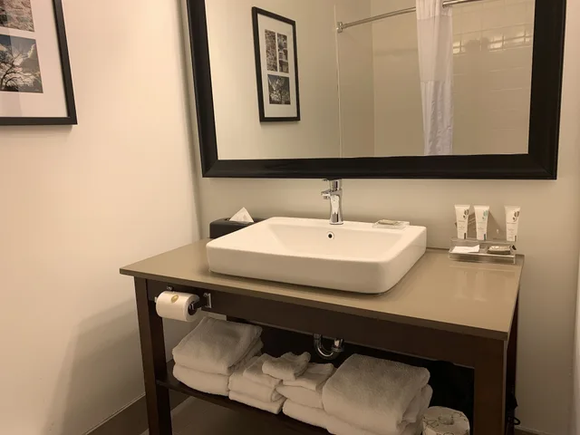 غرفة بسرير كينج، Country Inn & Suites By Radisson Kearney NE 3/3