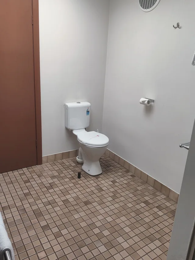 غرفة ديلوكس بسرير كوين مع أريكة، Belvoir Village Motel Apartments 3/4
