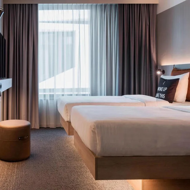 غرفة بسرير فردي، MOXY FRANKFURT CITY CENTER 2/4