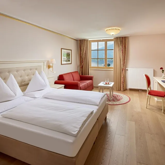 غرفة كومفورت بإطلالة على البحيرة، Grand Hotel Zell Am See 1/10