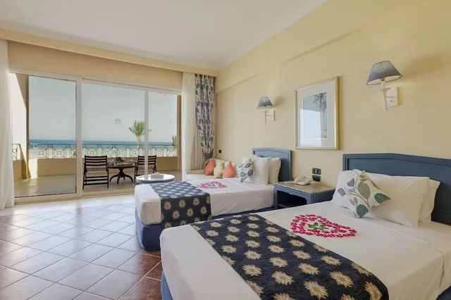 غرفة بسرير كينج بإطلالة على الجبل، Shoni Bay 6/10