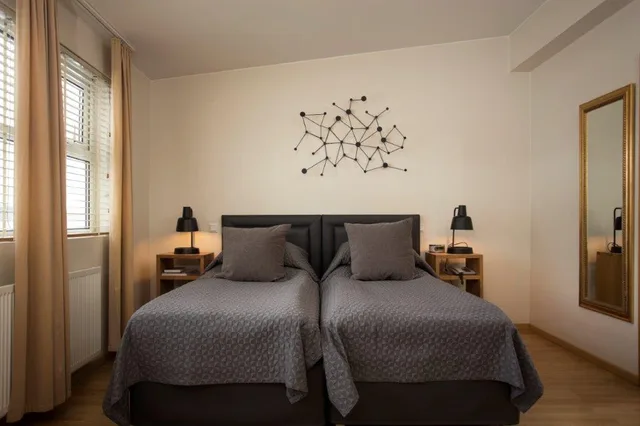 Studio Apartment, Hotel Fron 2/4