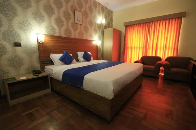 غرفة بريميوم، Howard Johnson Ooty India 1/2