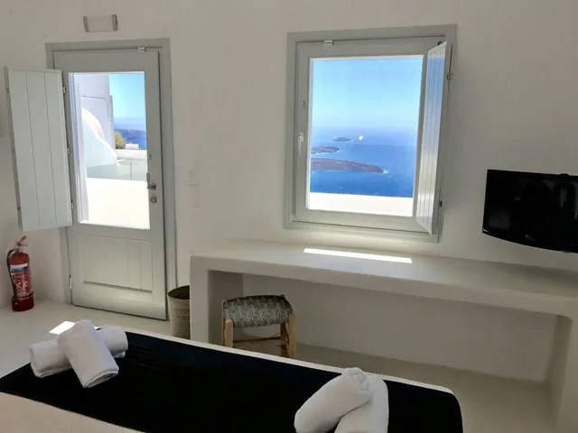 Signature, Studio, Suite, Caldera and Sea View, Hot Tub، Hotel Sunny Villas 1/4