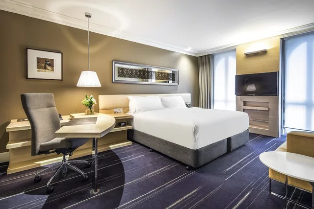 غرفة كلاسيكية بسرير كينج بإطلالة على المدينة، Intercontinental Hotels Melbourne 4/7