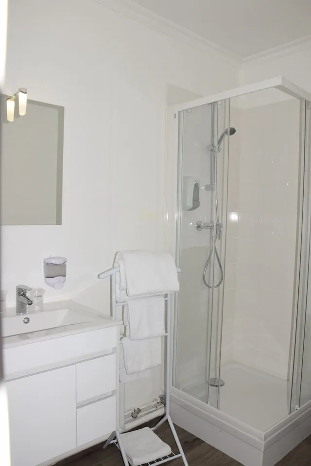 شقة بسريرين مزدوجين، Best Western Hotel du Phare 8/9