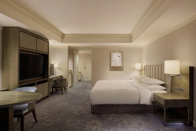 غرفة كلوب بسرير كينج، Nagoya Marriott Associa Hotel 2/3