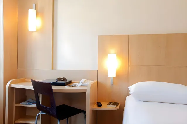 Standard, Single, ibis Nice Centre Gare 2/12