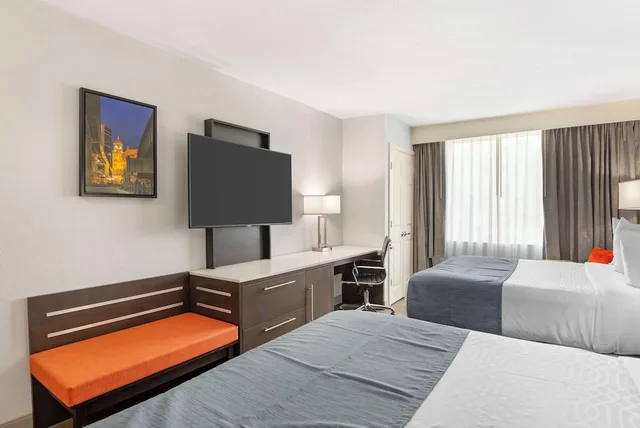 غرفة قياسية بسريرين كوين، Best Western Premier Richmond City Gateway 2/3