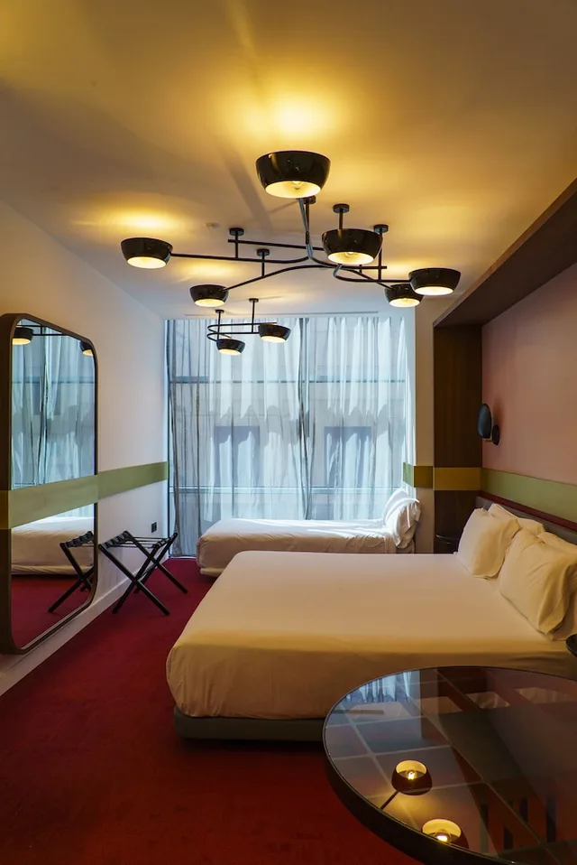 غرفة ثلاثية، Hotel Colón Centro 8/10