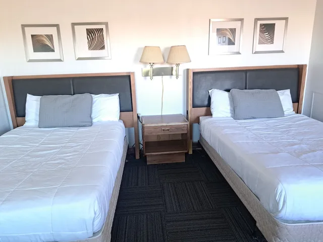 غرفة أساسية بسريرين مزدوجين، Neva Jean Motel 1/6