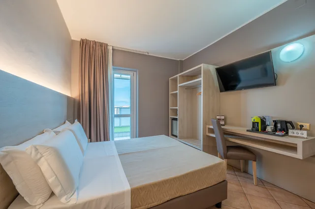 غرفة ثلاثية بشرفة، Hotel Miramonti 3/8