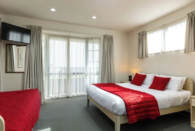 شقة سوبيريور بسرير كينج وسرير فردي بغرفة نوم واحدة لذوي الإعاقة، Jasmine Court Motel 2/5