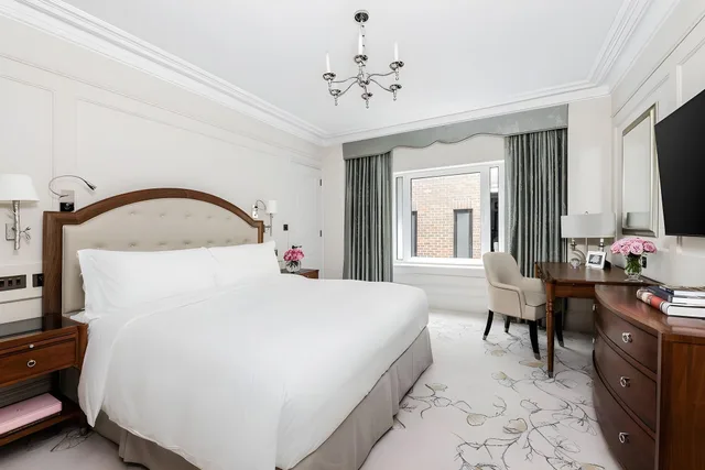 غرفة كلاسيكية مفردة، The Langham London 2/2
