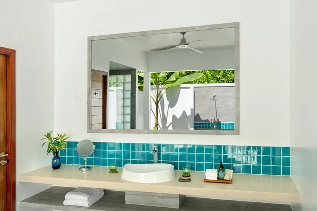 BEACH VILLA-Transfer Included، Niva Dhigali Maldives 2/2