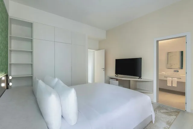 شقة بسريرين مزدوجين بإطلالة على المدينة بـ4 غرف نوم، Element West Bay Doha 5/9