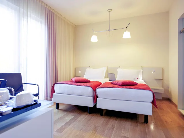 غرفة قياسية بسريرين منفصلين، MERCURE MILANO SOLARI 1/1
