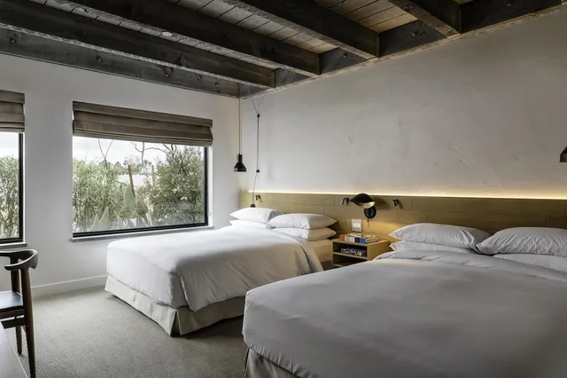 غرفة بسريرين كوين لذوي الإعاقة، Andaz Scottsdale Resort And Bungalows 3/10
