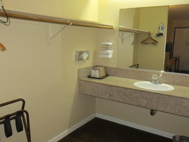 جناح بسرير كينج، Executive Inn And Suites Sacramento 5/8