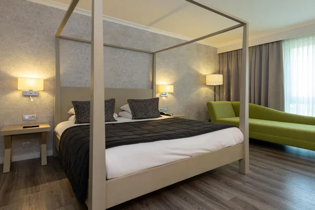 غرفة بسرير كينج، Martins Chateau Du Lac 3/10