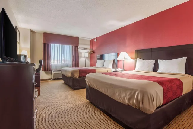 Room, 2 Queen Beds, Smoking, Econo Lodge Lexington, NE 1/3