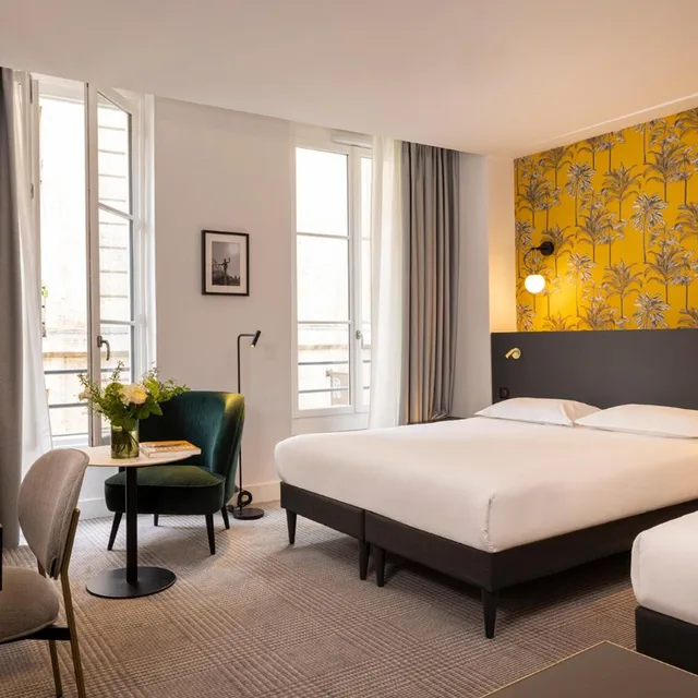 غرفة سوبيريور ثلاثية، HOTEL DE SUEZ 3/8