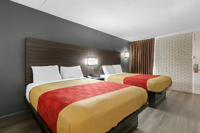 غرفة قياسية بسرير مزدوج، Econo Lodge Creedmoor - Butner 8/10