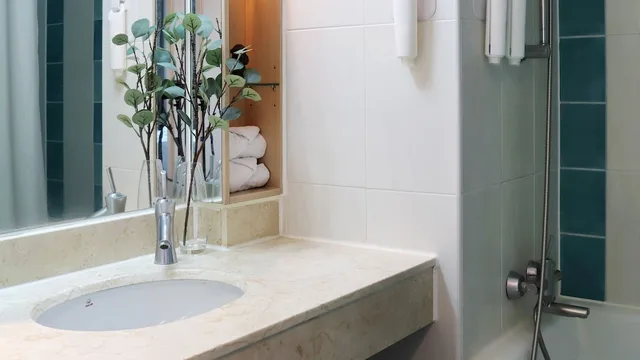 Deluxe, Suite, 2 Double Beds, Pool Access، Bloom Hotel 4/4