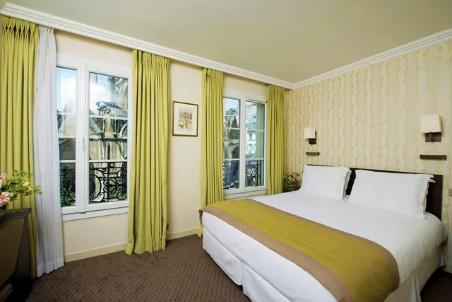 غرفة بسرير كوين، Hotel Henri Iv Rive Gauche 3/6