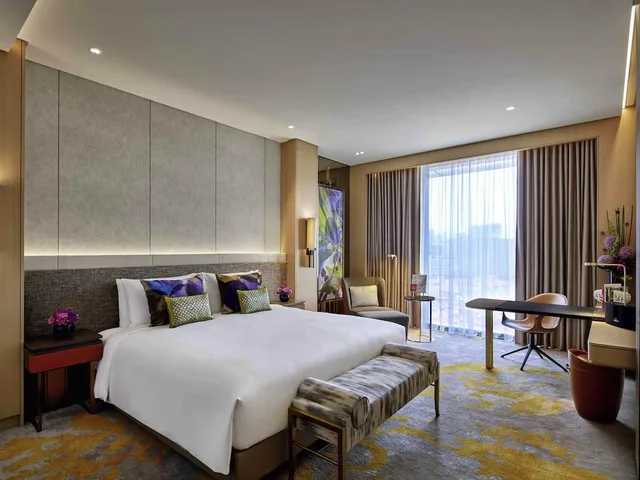 Heritage, Luxury, King Bed, with View، Sofitel Singapore City Centre 1/5