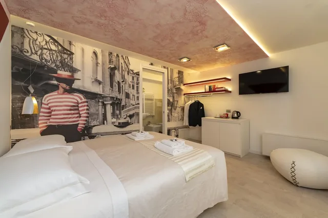 Suite, Twin Beds, Ca' De La Fonte 2/5