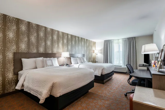Room, 2 Queen Beds, Fairfield Inn Suites By Marriott St Joseph Stevensville 2/3