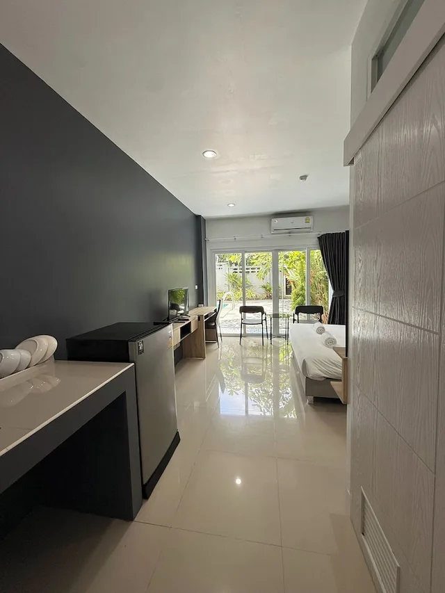 Grand, Deluxe, Double Bed, Pool Access، Big Buddha Hill Side 9/10